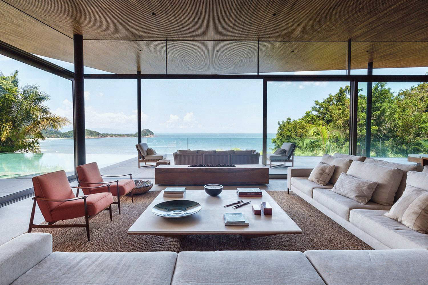 與大自然完美結合的森林別墅設計