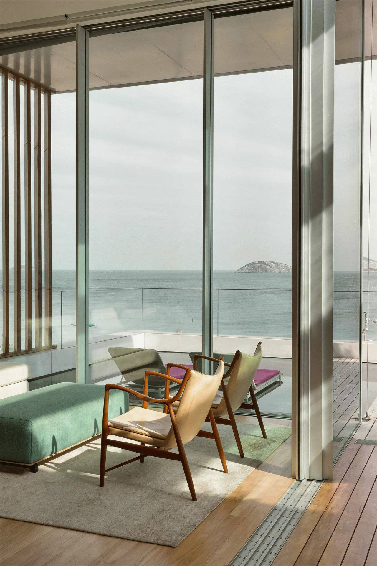 與大自然完美結(jié)合的森林別墅設(shè)計