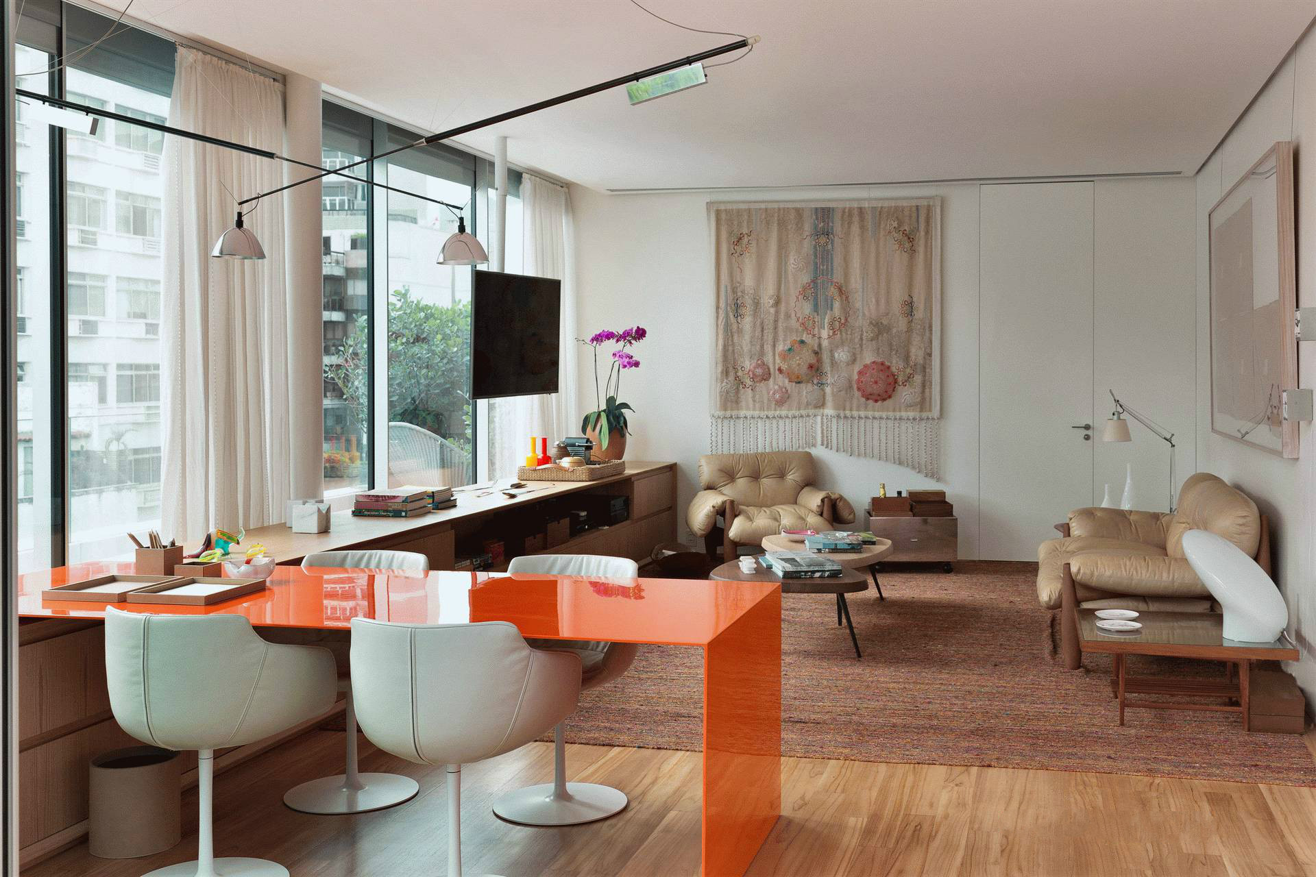 與大自然完美結(jié)合的森林別墅設(shè)計