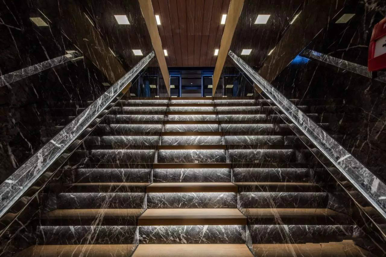 藝術(shù)與空間的完美結(jié)合，奢華新中式酒店設(shè)計(jì)