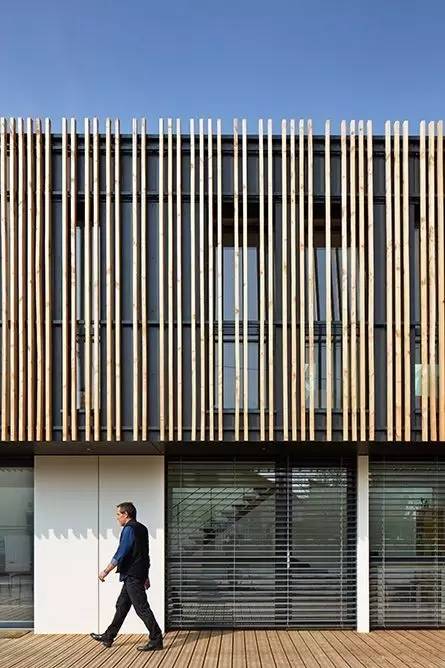 木格柵建筑，次序中的美