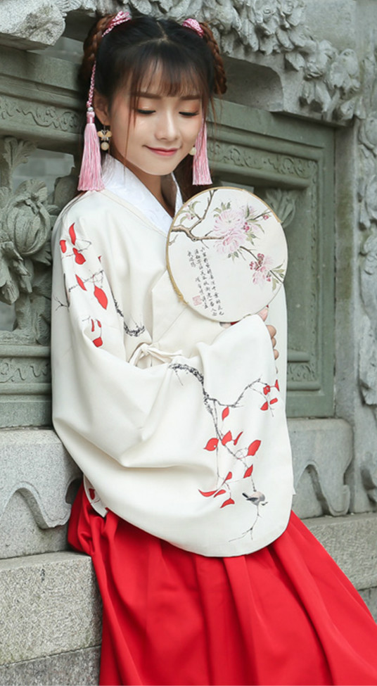 清新淡雅的家佳樂文學(xué)漢服古裝