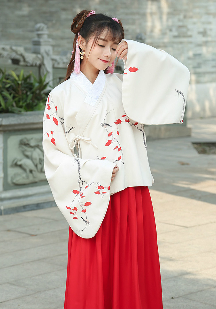 清新淡雅的家佳樂文學(xué)漢服古裝