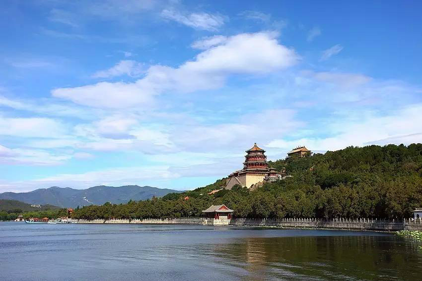 中國(guó)古建筑四大類別 北京四合院徽州民居陜北窯