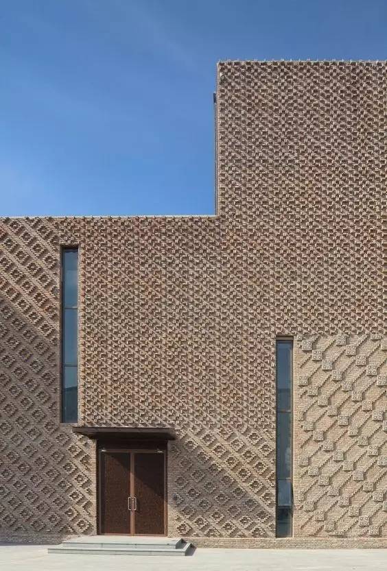 紅磚的建筑藝術，每一張紅磚墻都可以拿去做紅