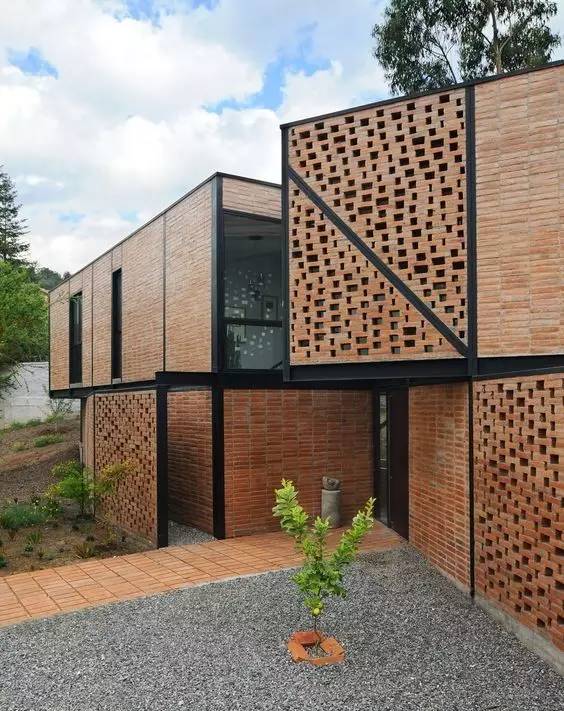 紅磚的建筑藝術(shù)，每一張紅磚墻都可以拿去做紅