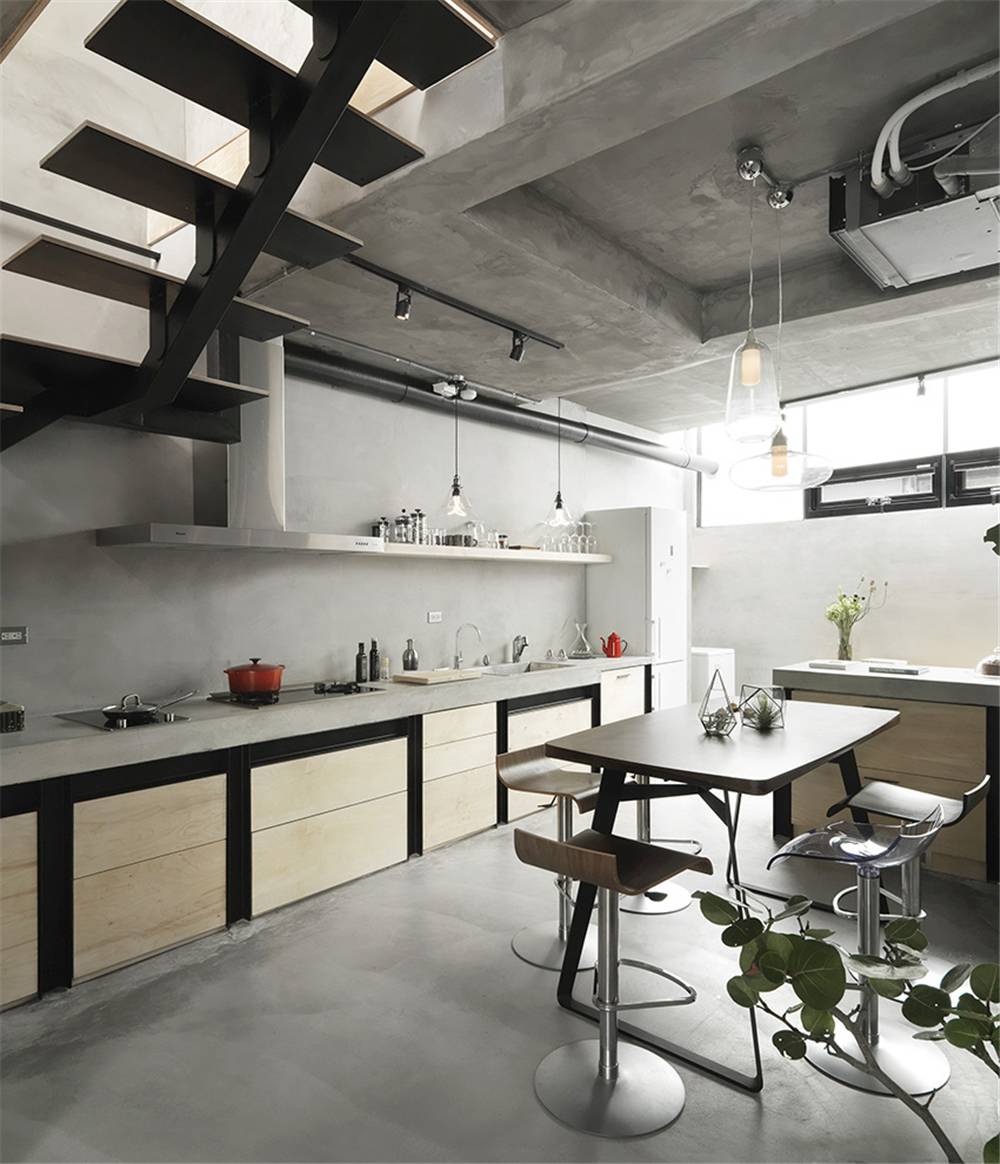 水泥毛坯房遇到中式禪意，最原生態(tài)的高級灰典