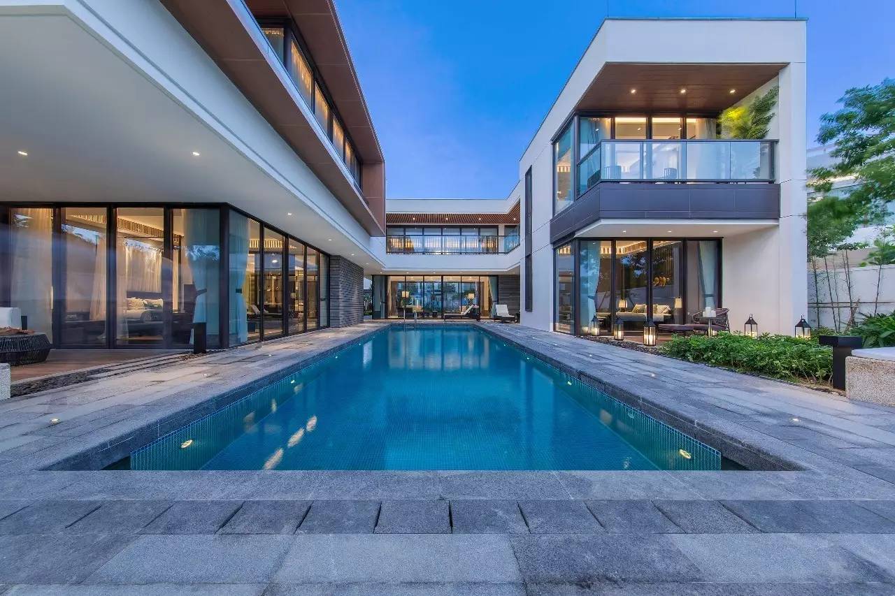 樸質(zhì)的奢華，自然返璞的當代別墅設(shè)計