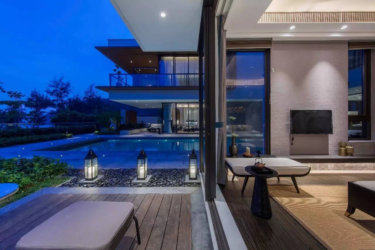 樸質(zhì)的奢華，自然返璞的當代別墅設(shè)計