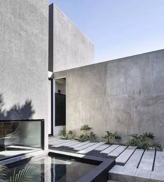 水泥墻樸素寂靜的美，庭院設(shè)計(jì)