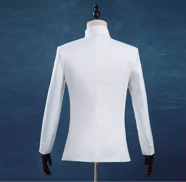 傳統(tǒng)與時尚完美結(jié)合的中山裝