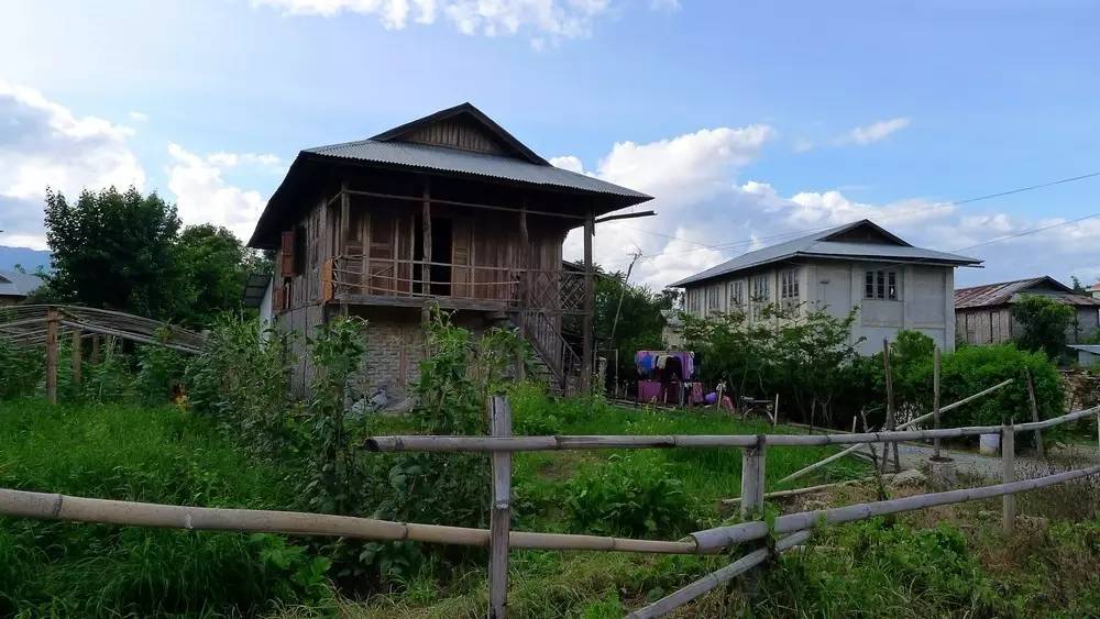 中國(guó)建筑六大門派之一，川派建筑