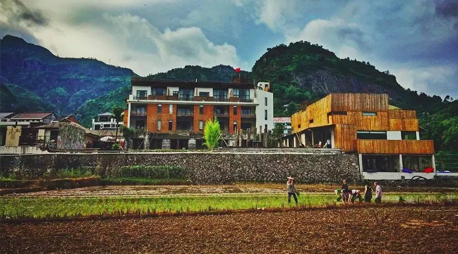 悅庭楠舍 ，兼顧田園風(fēng)光與遠(yuǎn)山樹(shù)林