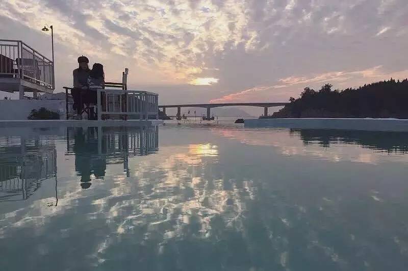 海天左舍，猶如撒歡在海與天的懷抱