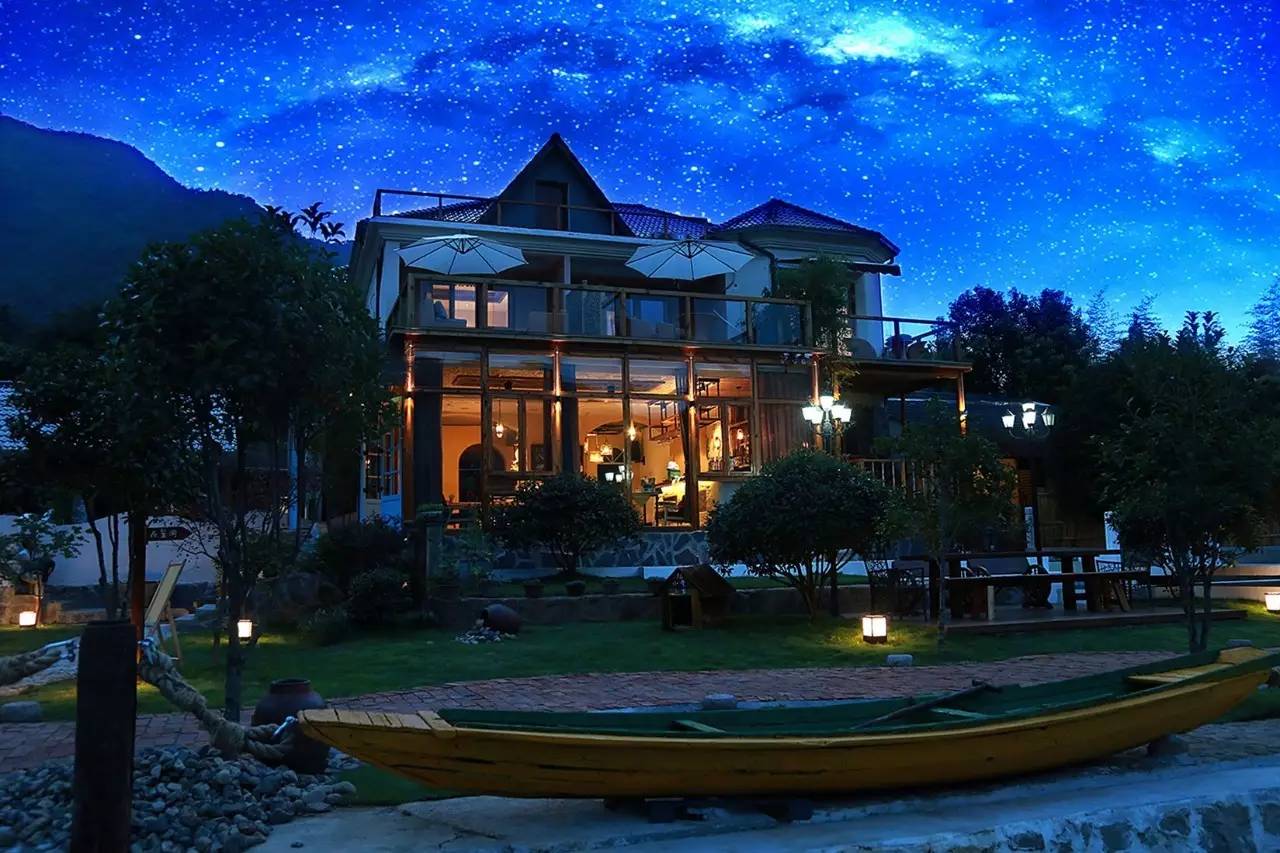 樸宿喜度，山田樹池交織的愜意時(shí)光