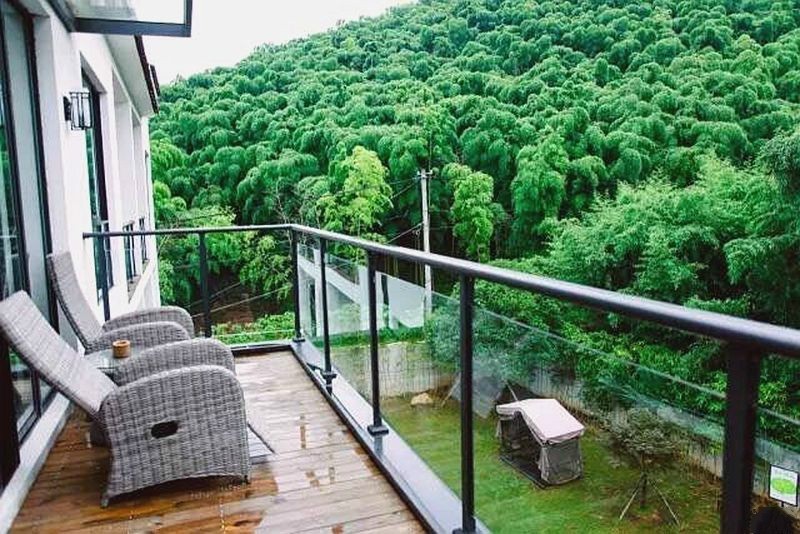 柒竹民宿，竹海里的蔚藍(lán)水