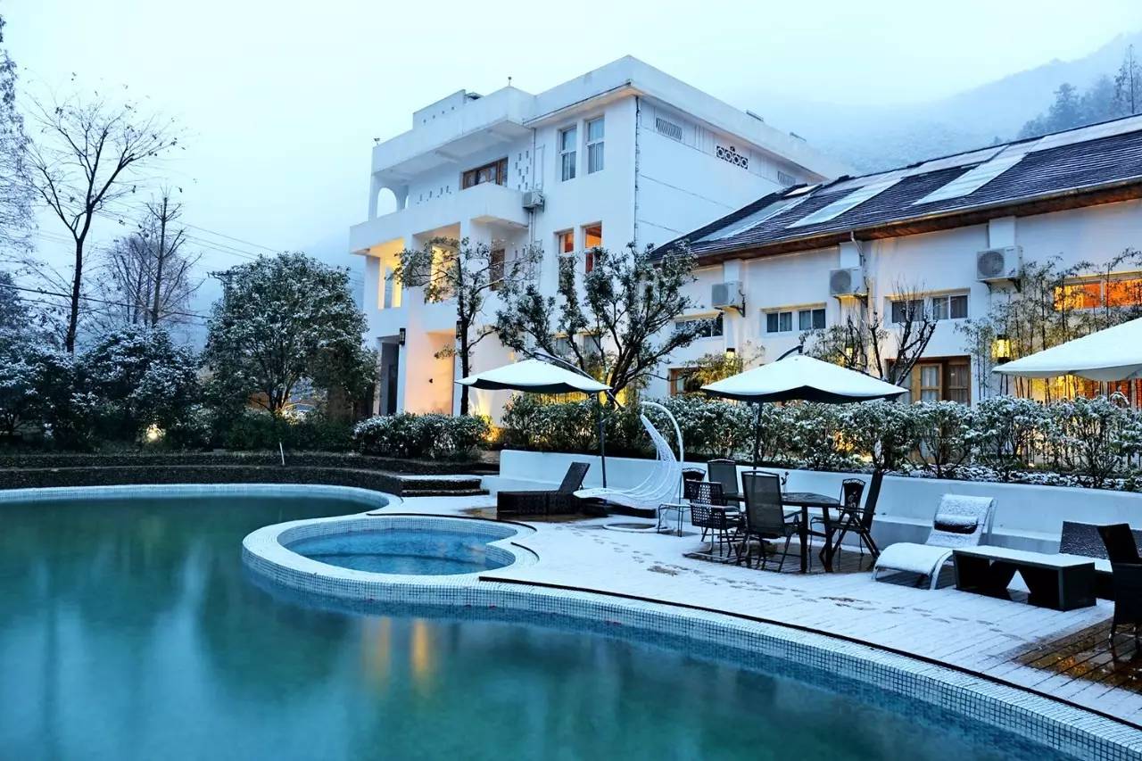 莫干山居圖，如詩(shī)似畫(huà)的莫干山居圖