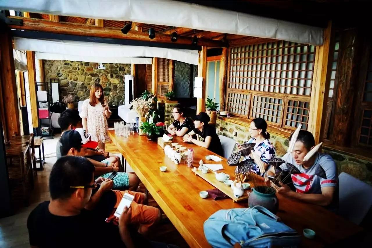 大舍為鄰，北京懷柔民宿設計