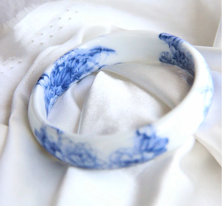 清新脫俗的家佳樂(lè)文學(xué)青花瓷陶瓷手鐲