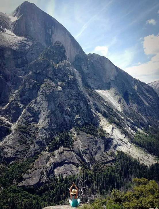 林中四舍民宿設(shè)計(jì)，一所鳥語(yǔ)花香的小木屋