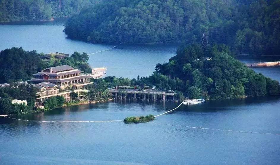 景瀾·返里民宿設(shè)計，返回故里