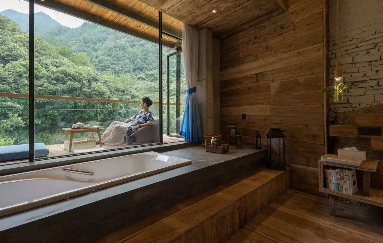 尋·尋客棧，一家超大藏書閣民宿設(shè)計