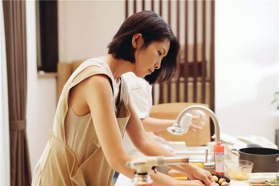 觀芷隱軒，以茶會友的民宿