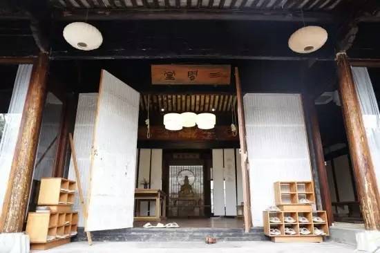 慈舍，悲喜隱去慈從舍生