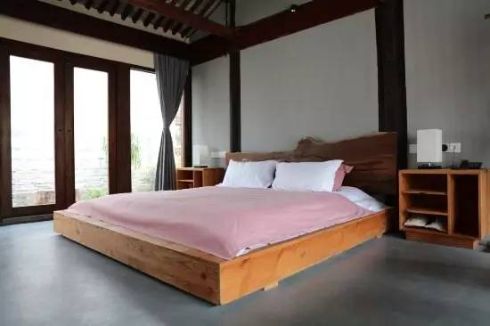 慈舍，悲喜隱去慈從舍生