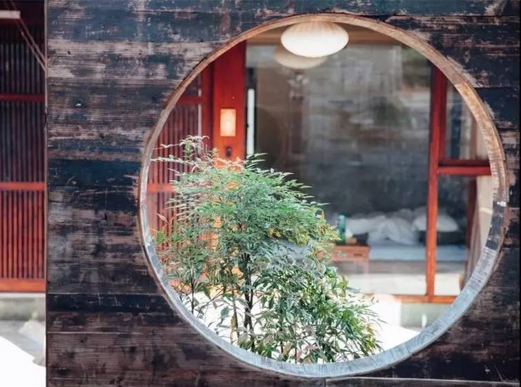 慈舍，悲喜隱去慈從舍生