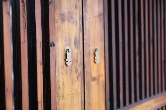 慈舍，悲喜隱去慈從舍生