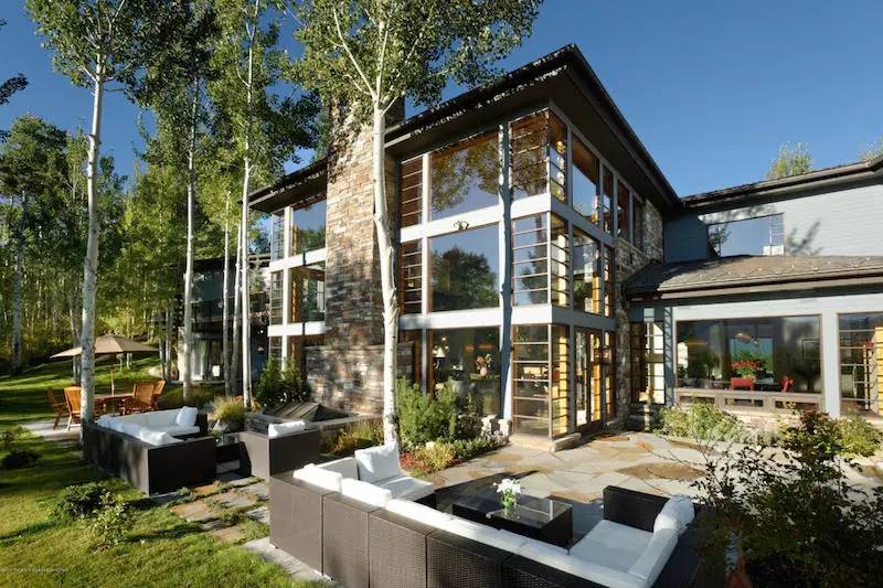 裝修設(shè)計，用石頭和木材建的豪宅