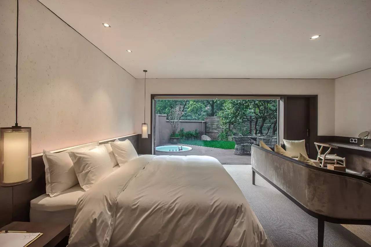 杭州龍井茂居民宿，在茶田之中枕著茶香入睡