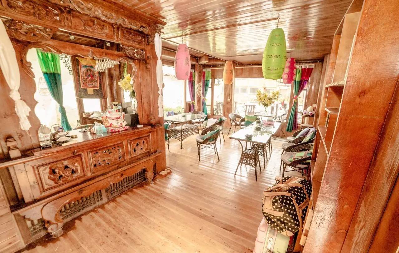 藝棧藏式客棧，我在等風(fēng)也在等你