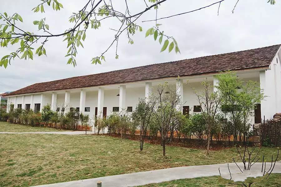 西坡千島湖民宿酒店，瓦爾登湖的自由生活