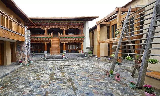 香格里拉非梵之宿，帶著你走茶馬古道