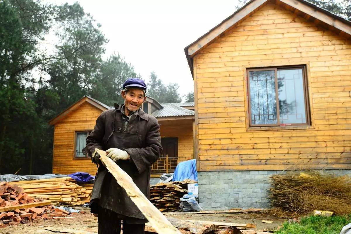 大來山樹屋民宿，喚醒古老村莊留住青山綠水