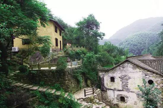 不舍·野馬嶺中國(guó)村民宿，樂(lè)在其中不忘初心