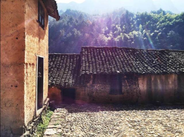 不舍·野馬嶺中國(guó)村民宿，樂(lè)在其中不忘初心