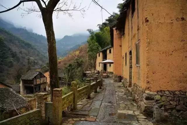 不舍·野馬嶺中國村民宿，樂在其中不忘初心