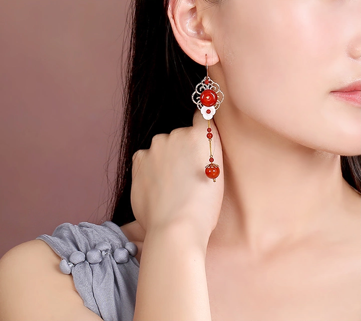 紅瑪瑙吊墜首飾貝殼花氣質耳環(huán)