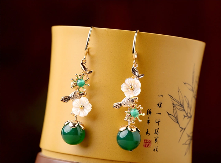 家佳樂文學(xué)金屬小鳥吊墜復(fù)古綠瑪瑙貝殼花耳環(huán)
