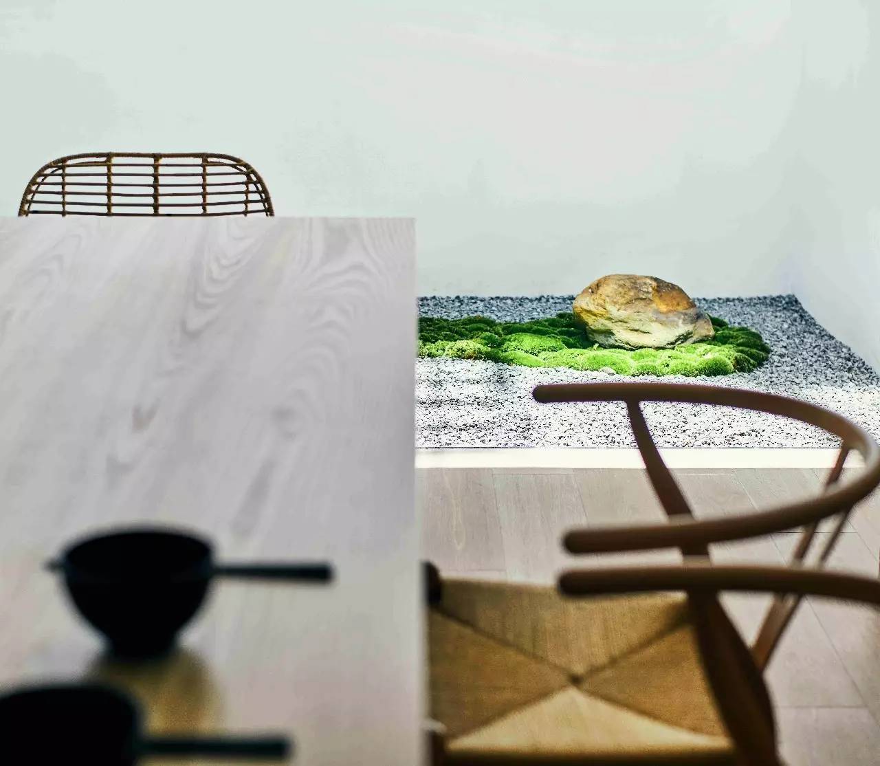 大理浥塵客舍，在山水間觀洱海日出望蒼山之巔