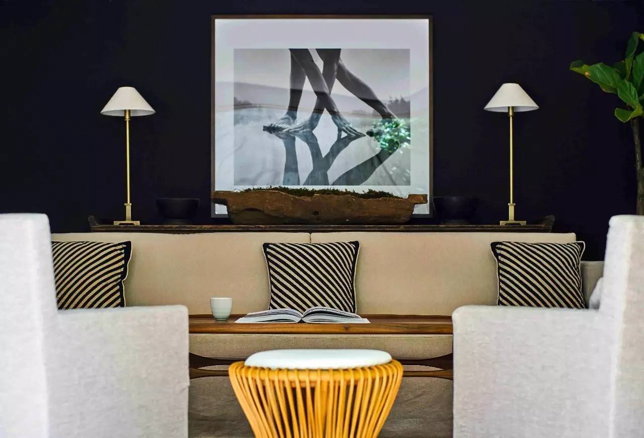 大理浥塵客舍，在山水間觀洱海日出望蒼山之巔