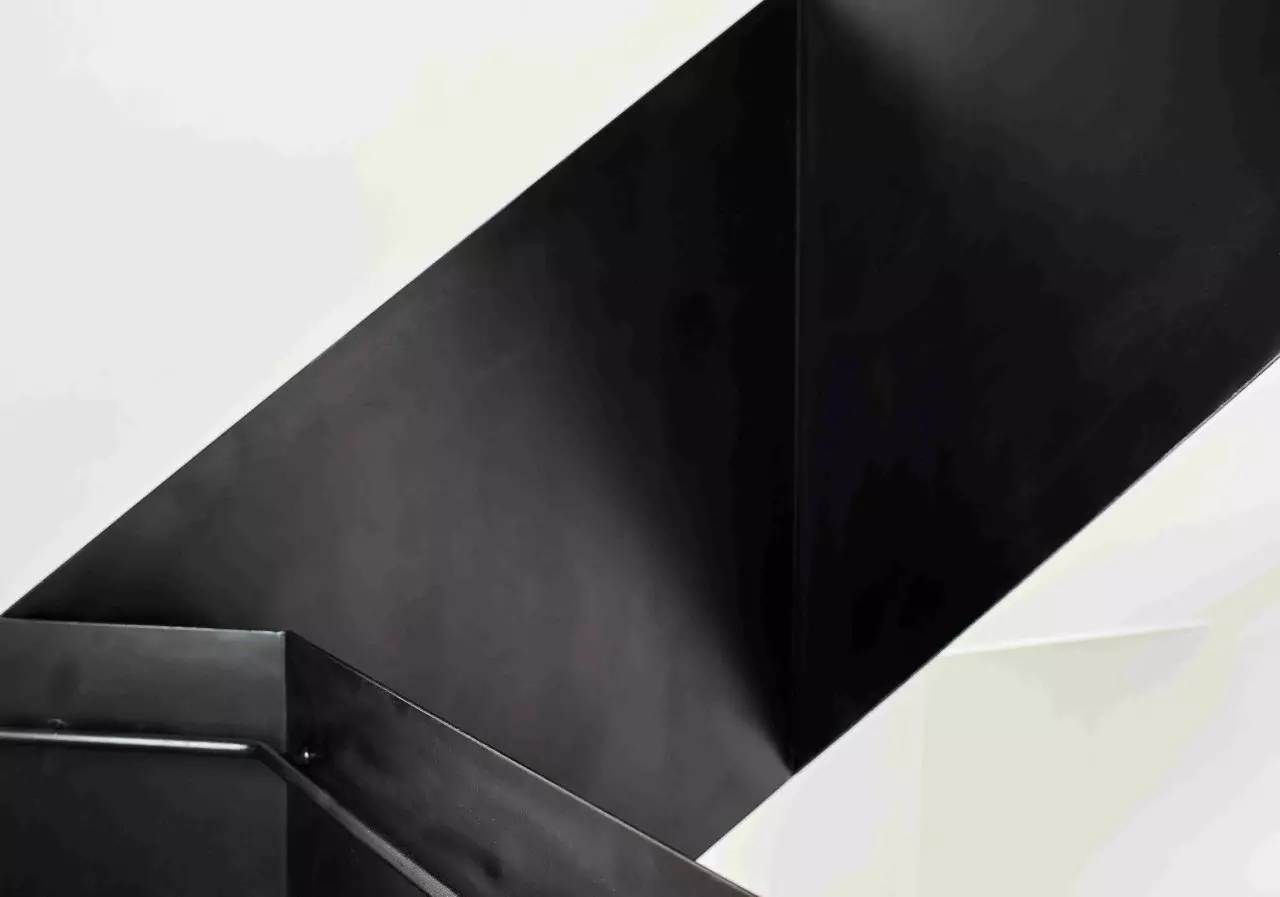 大理浥塵客舍，在山水間觀洱海日出望蒼山之巔