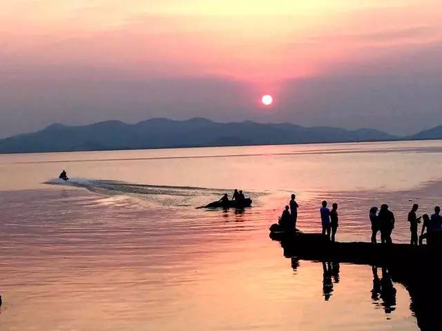 太湖邊壹灣別院民宿，邀你穿越回民國(guó)