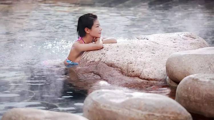 新安江畔谷掌民宿，莊園里享受青山環(huán)繞的美景