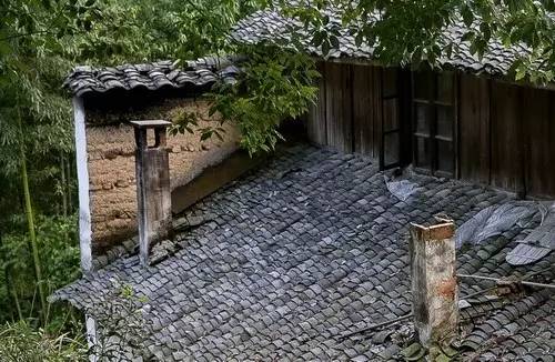 客堂間莫干山民宿，隱居深山聆聽自然