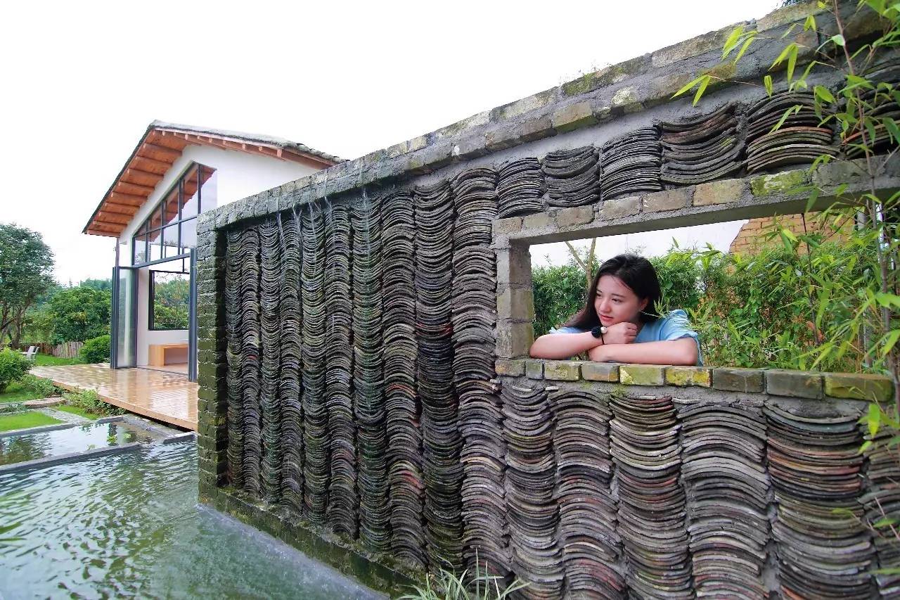 天堂山鄉(xiāng)愛(ài)樹民宿，古色古香的童話小鎮(zhèn)