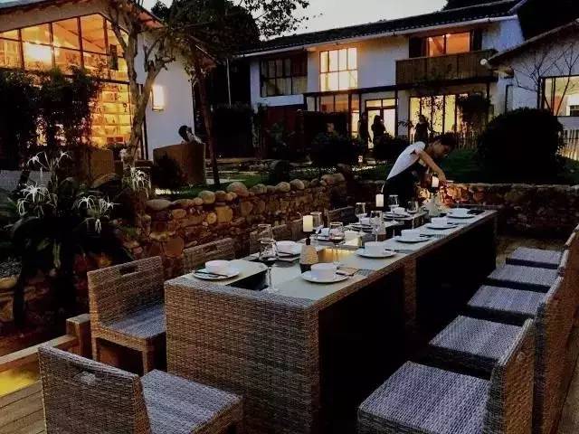 天堂山鄉(xiāng)愛樹民宿，古色古香的童話小鎮(zhèn)